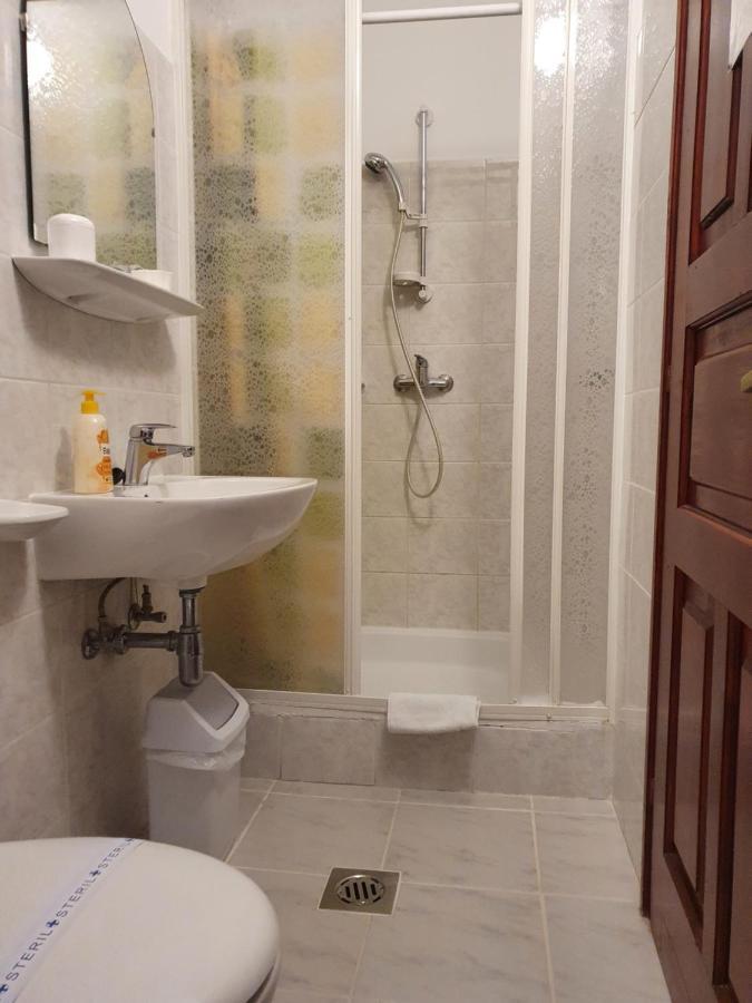 Hotel Gala Panzio Simontornya Zewnętrze zdjęcie