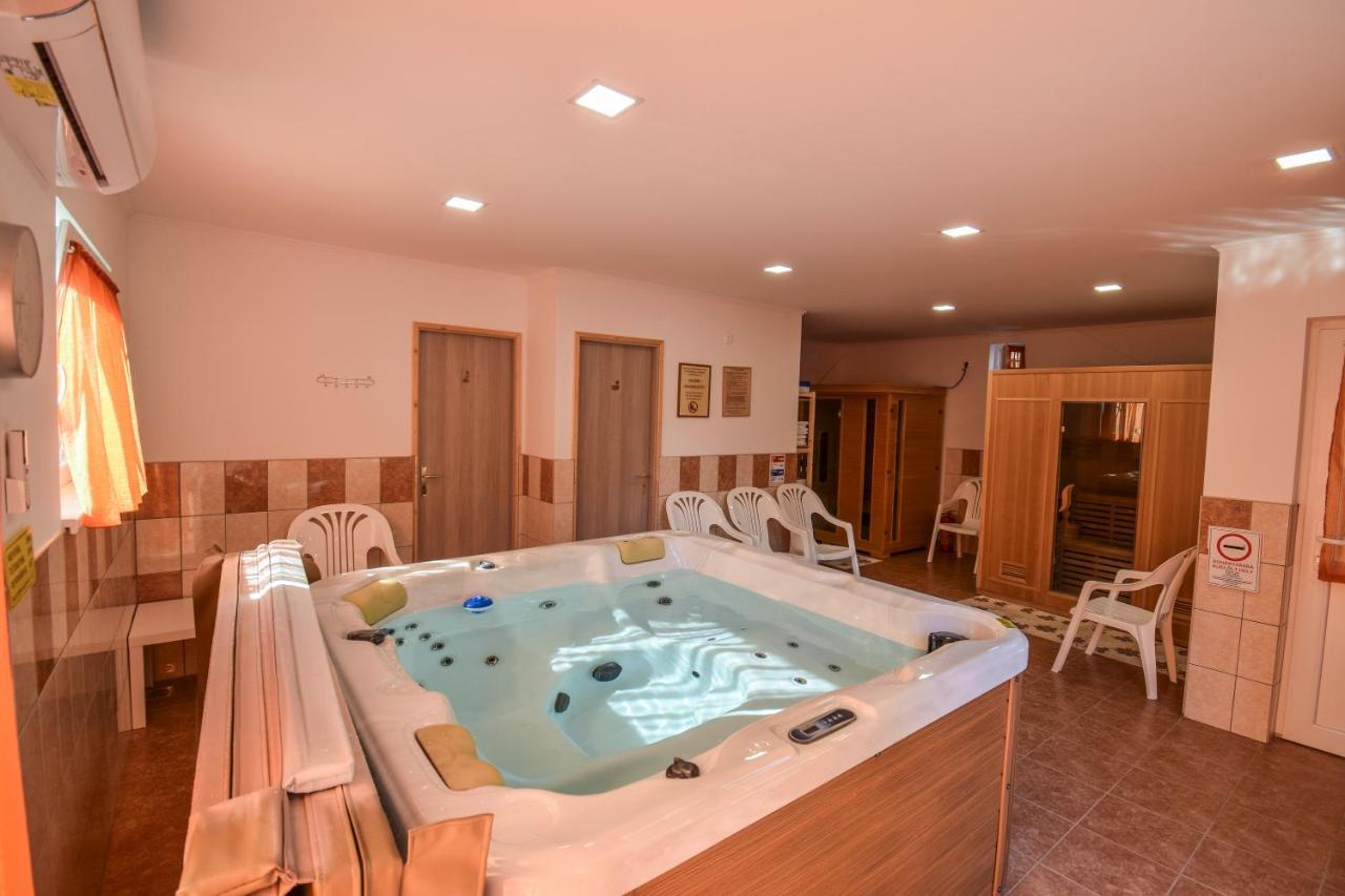 Hotel Gala Panzio Simontornya Zewnętrze zdjęcie