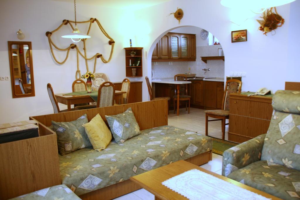 Hotel Gala Panzio Simontornya Pokój zdjęcie